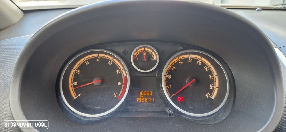 Opel Corsa 1.2 Cosmo - 9