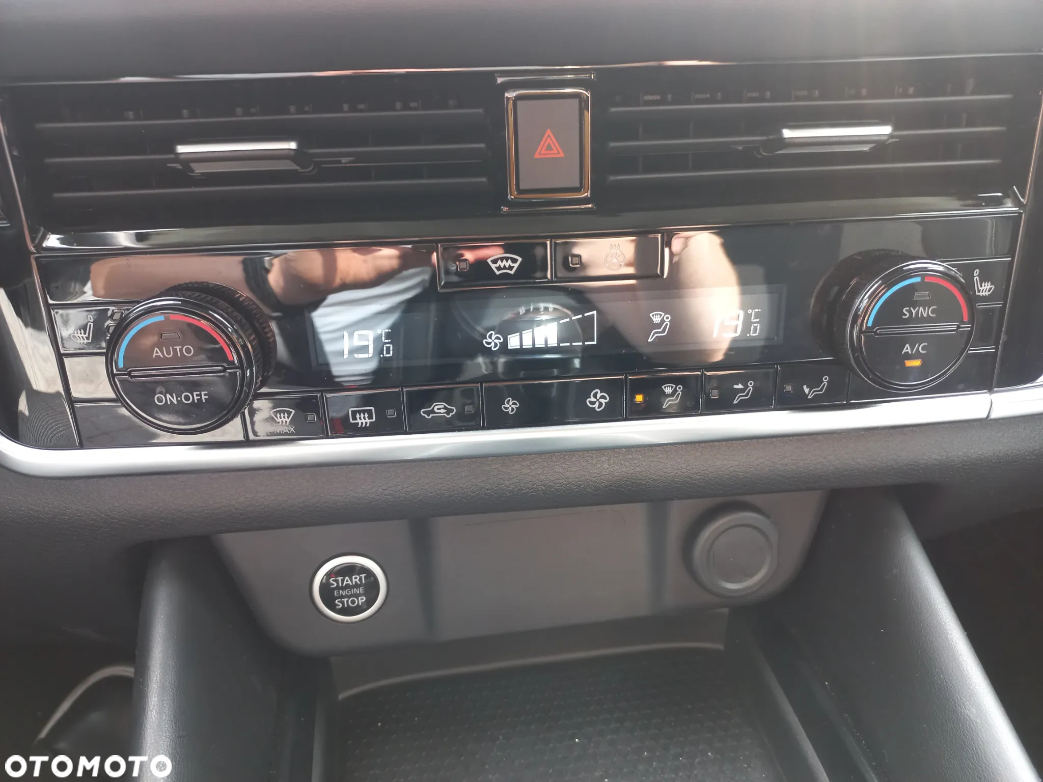 Nissan Qashqai 1.3 DIG-T mHEV N-Connecta - 7