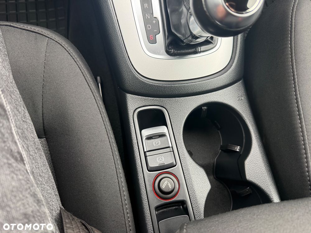 Audi Q3 2.0 TDI S tronic - 27