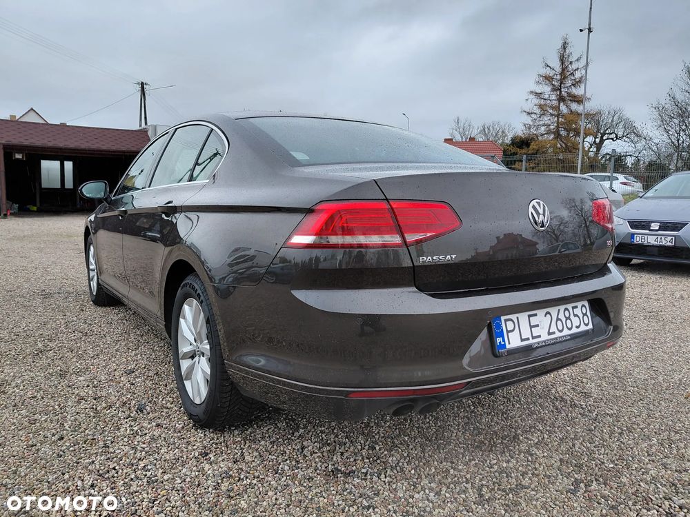 Volkswagen Passat 1.8 TSI BMT Comfortline - 4