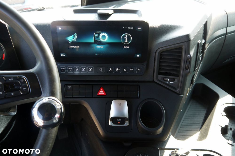 Mercedes-Benz AROCS - 13