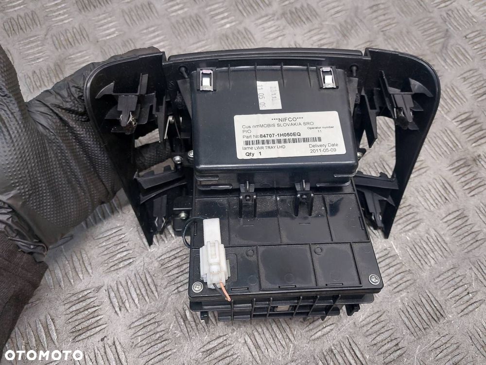 POPIELNICZKA KIA PROCEED I LIFT 84707-1H050 - 4