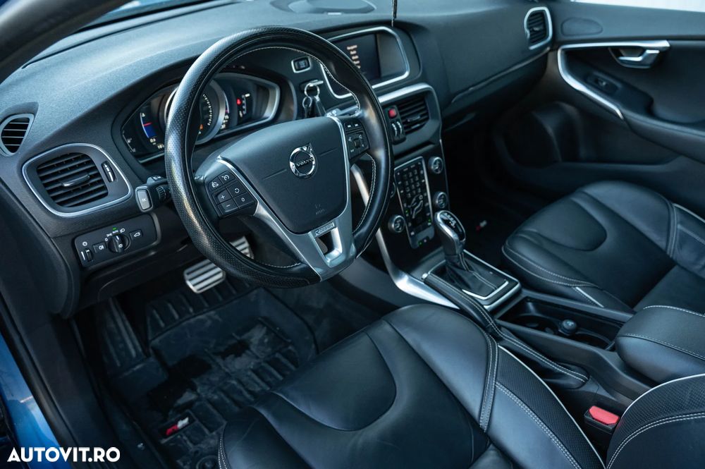 Volvo V40 T3 Geartronic RDesign - 5