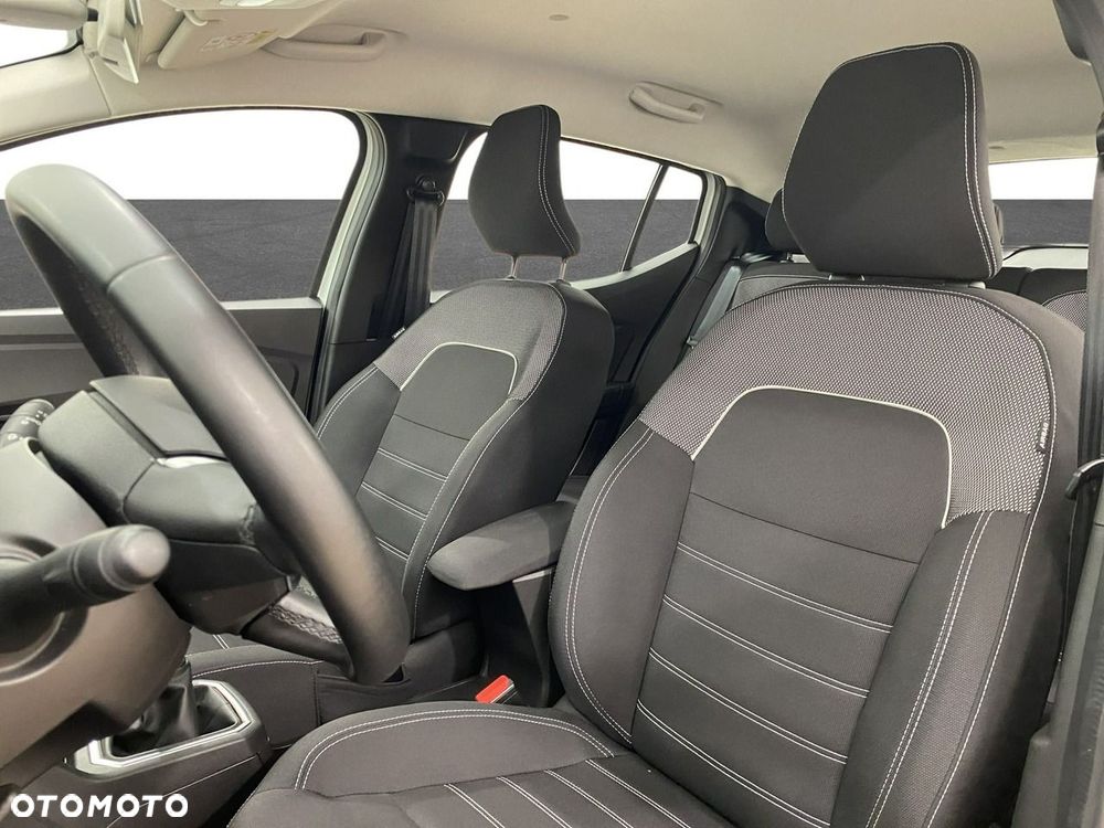 Dacia Sandero - 25