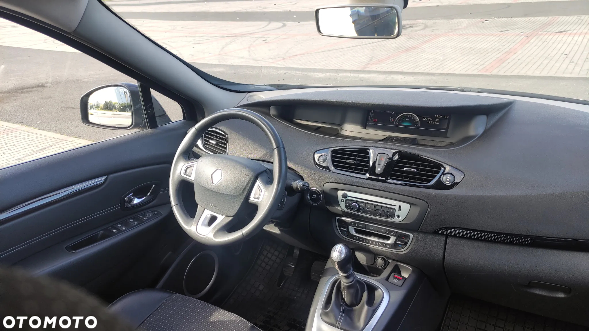 Renault Scenic - 23