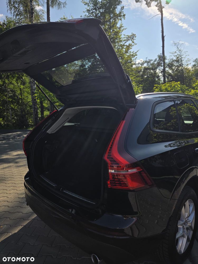 Volvo XC 60 D4 Momentum - 19
