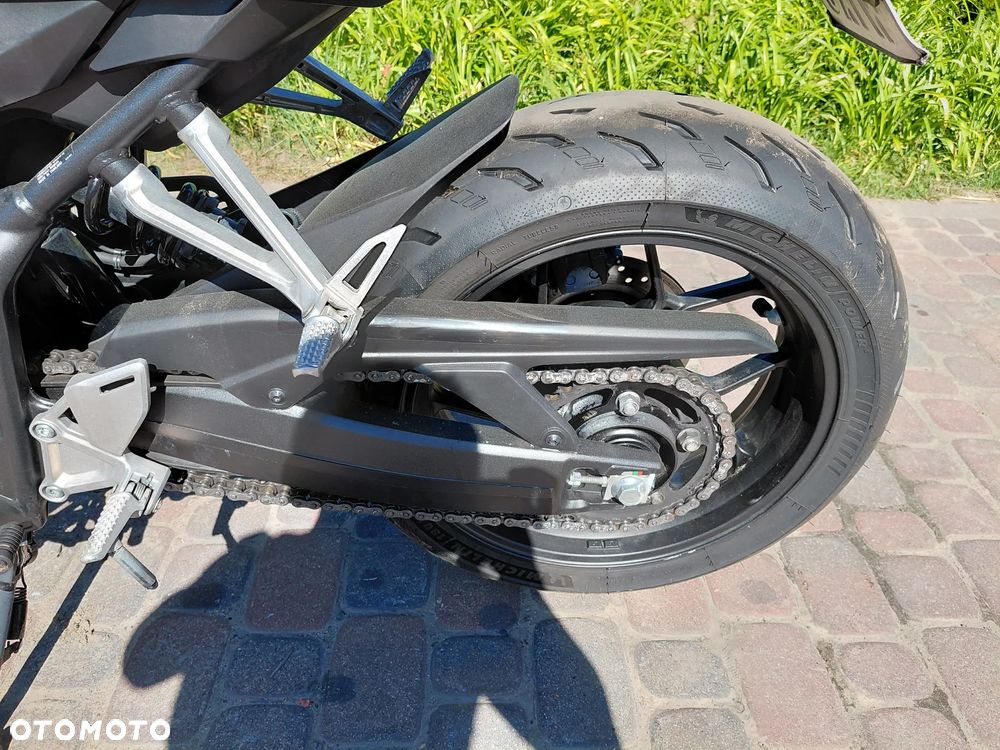 Honda CBR - 19
