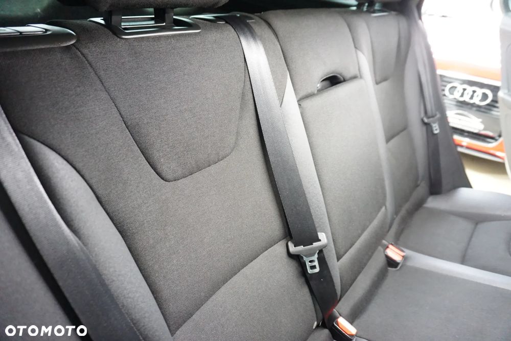 Volvo V60 D4 Geartronic Momentum - 22