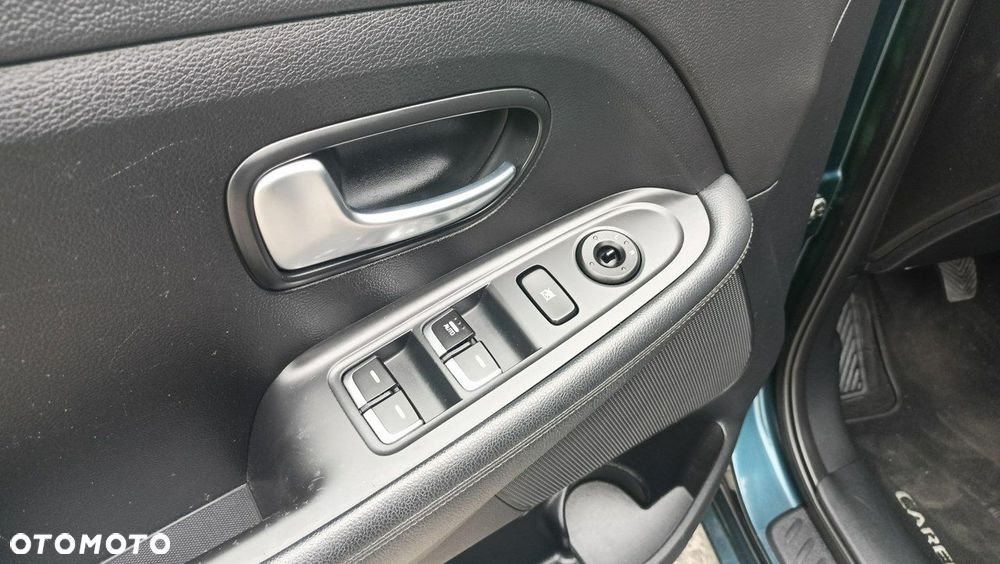 Kia Carens 1.7 CRDi L 7os - 18