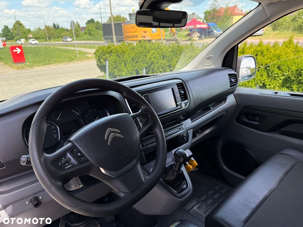 Citroën Jumpy Scudo Expert Proace Vivaro - 9