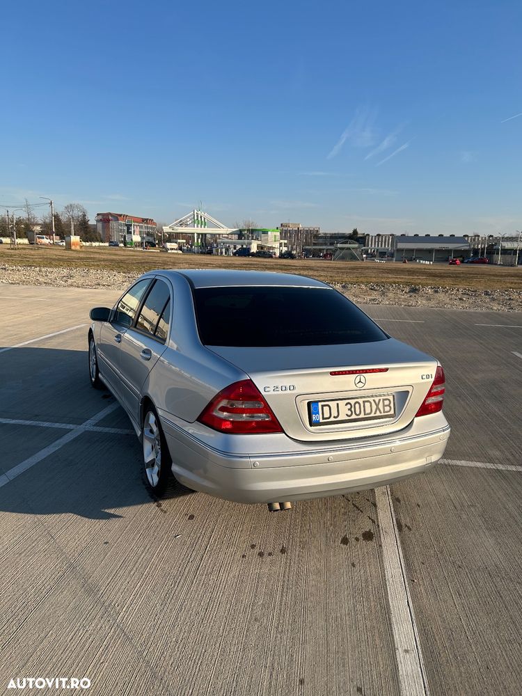 Mercedes-Benz C - 7
