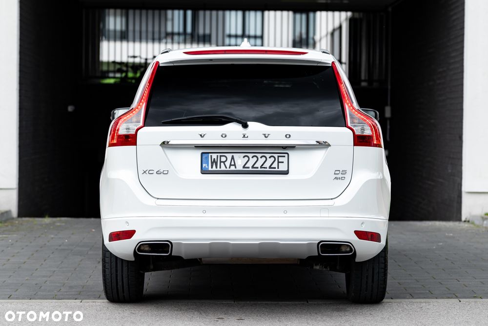 Volvo XC 60 D5 AWD Summum - 8