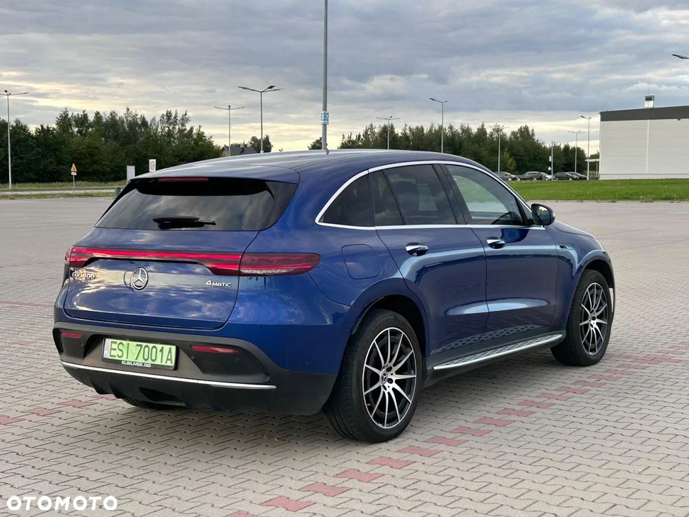 Mercedes-Benz EQC 400 4Matic AMG Line - 11