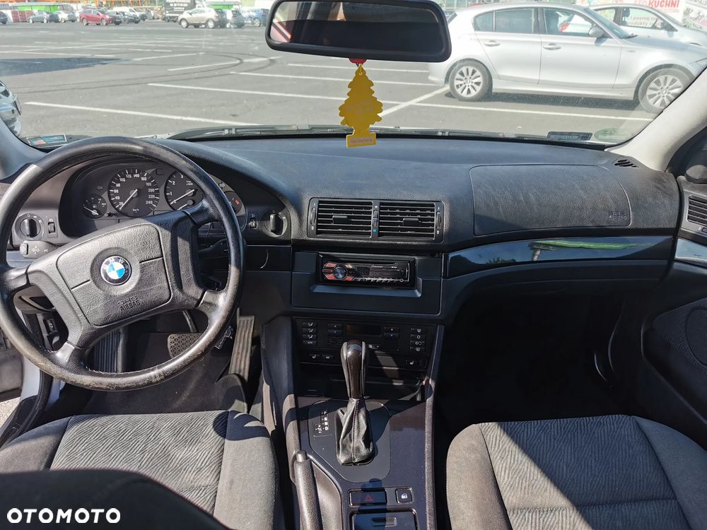 BMW Seria 5 - 10