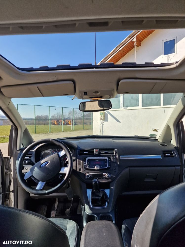 Ford C-Max - 11