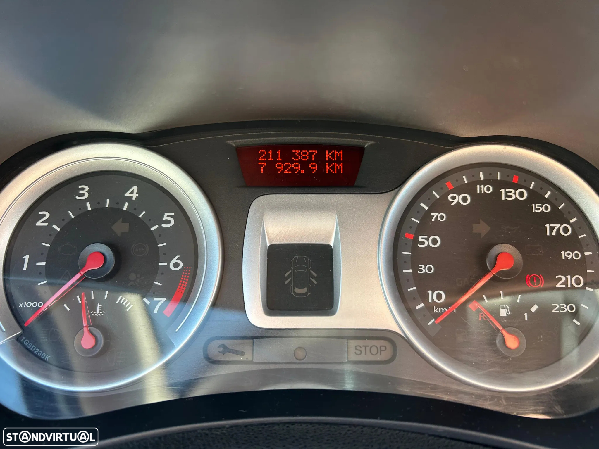 Renault Clio 1.2 16V Dynamique - 9