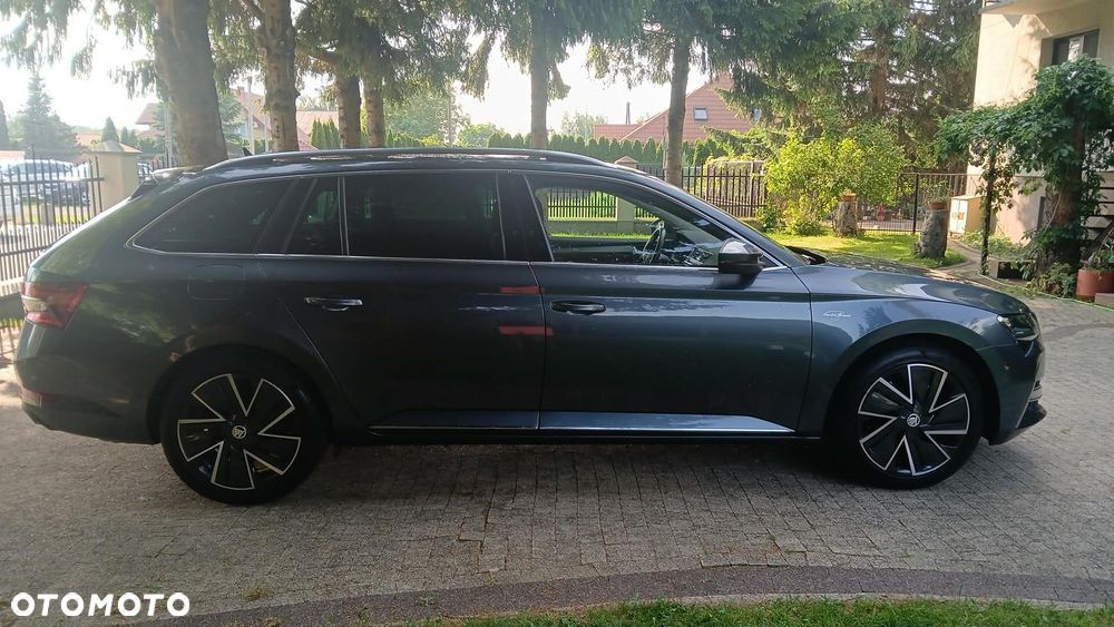 Skoda Superb 2.0 TSI 4x4 L&K DSG - 2