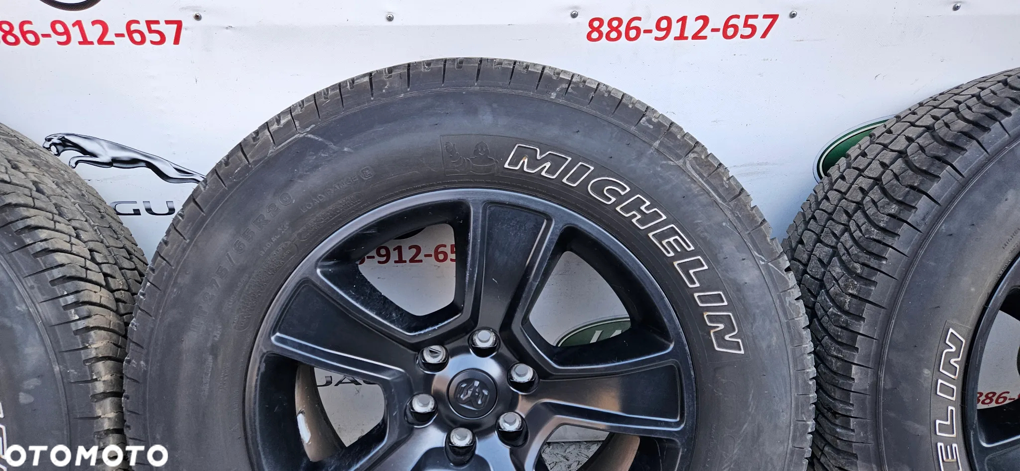 RAM 1500 V 5 2019-  Felgi aluminiowe Komplet felg Alufelgi 275/65/20 R20 20 Cali Felga 5YD55TRMAA 6x139.7 Opona bardzo ładna DOT 34/23 michelin - 8