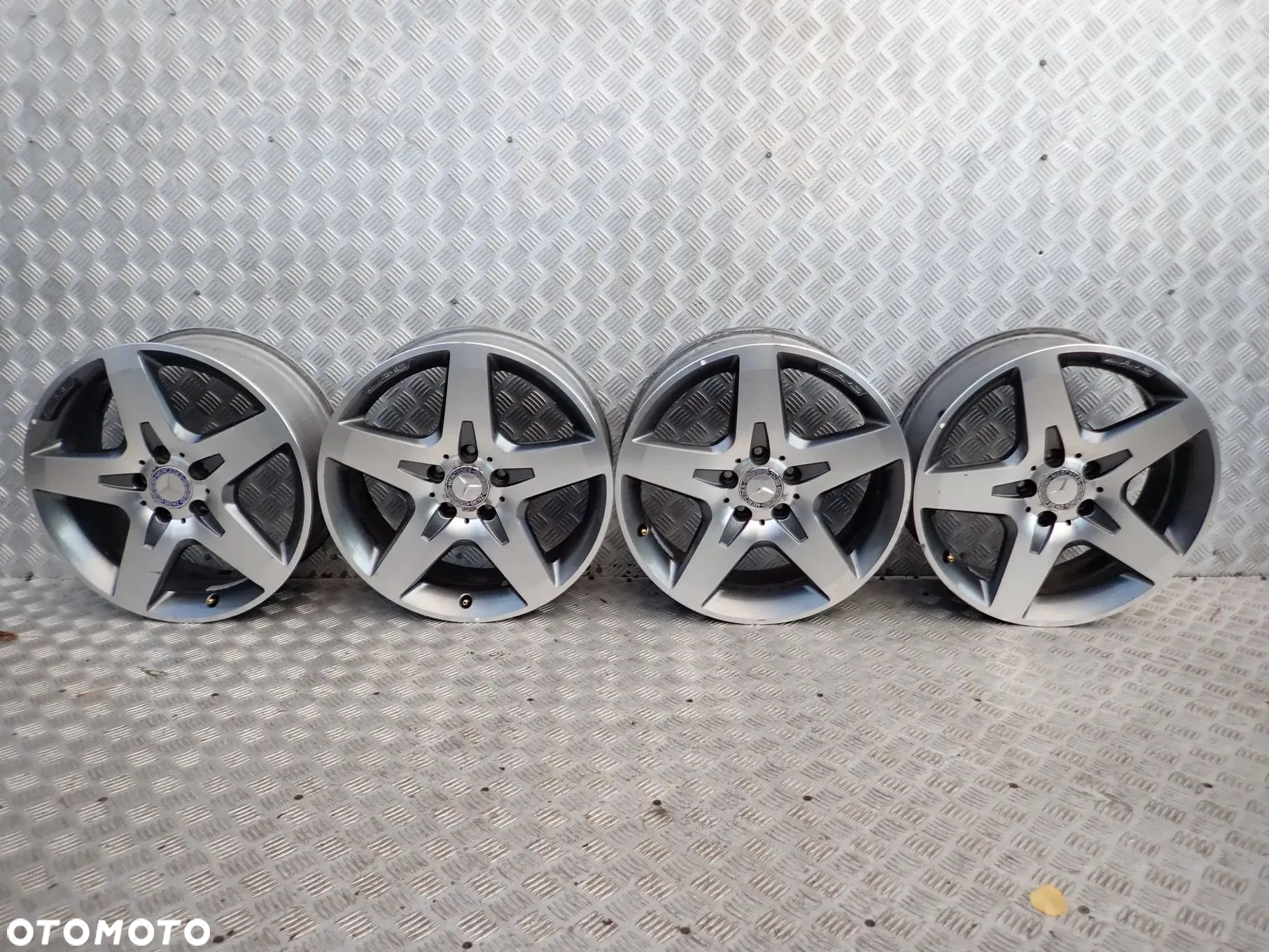 FELGI ALUMINIOWE MERCEDES AMG 5X112 ET 46 7X18 - 8