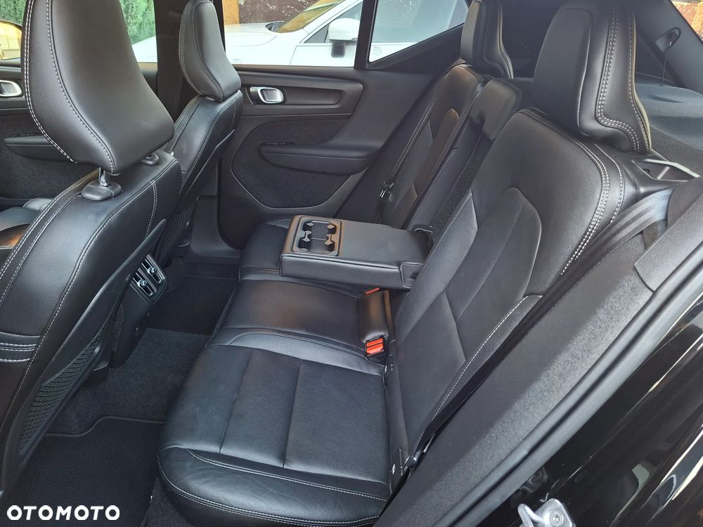 Volvo XC 40 D3 SCR R-Design - 13