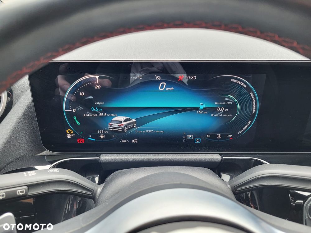 Mercedes-Benz GLA 220 d 4Matic 8G-DCT AMG Line - 34