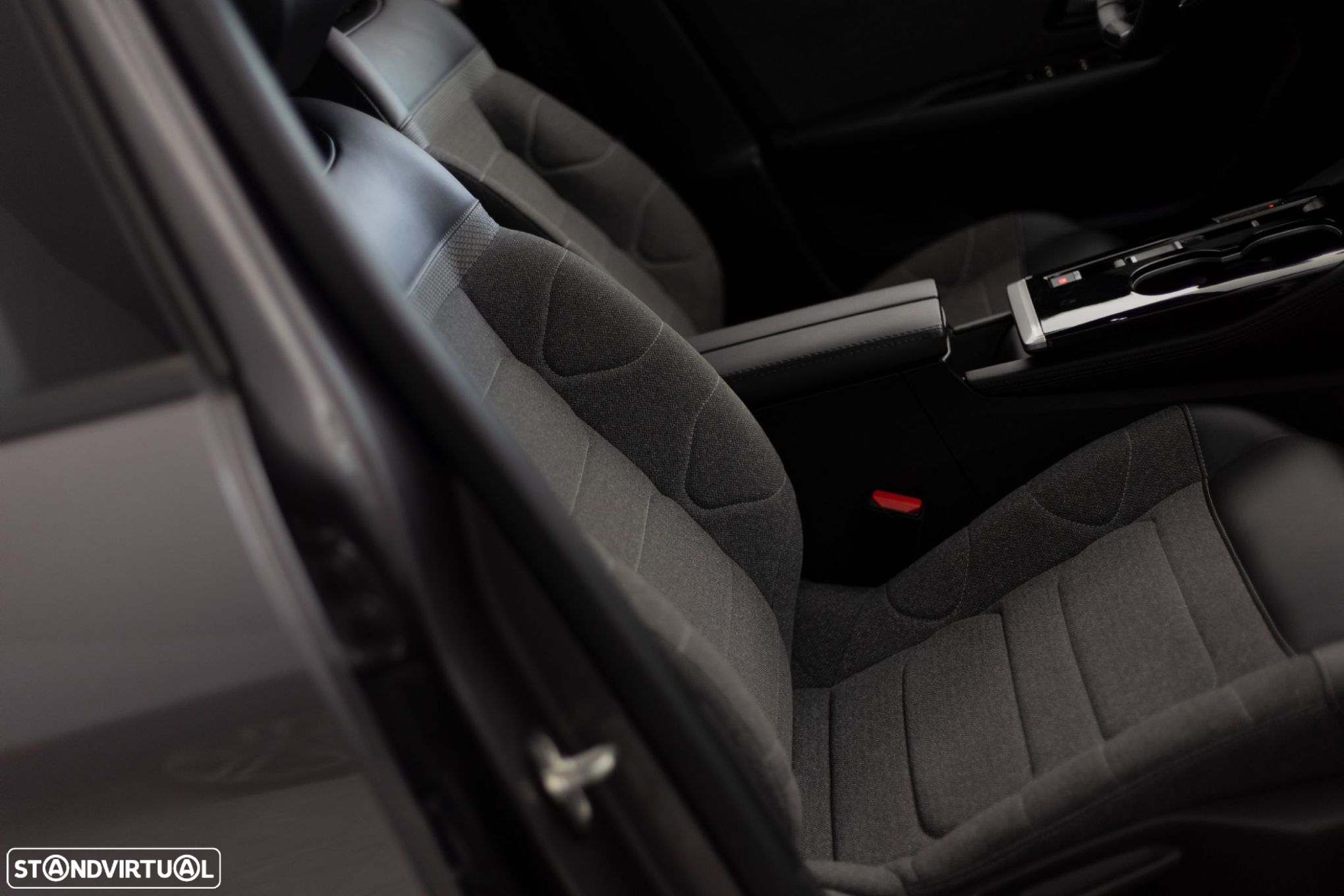 Citroën C5 X 1.2 PureTech Feel Business EAT8 - 39