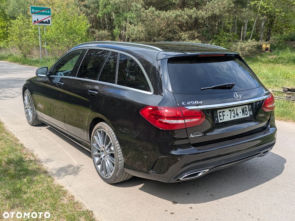 Mercedes-Benz Klasa C 250 d 4Matic 9G-TRONIC AMG Line - 11