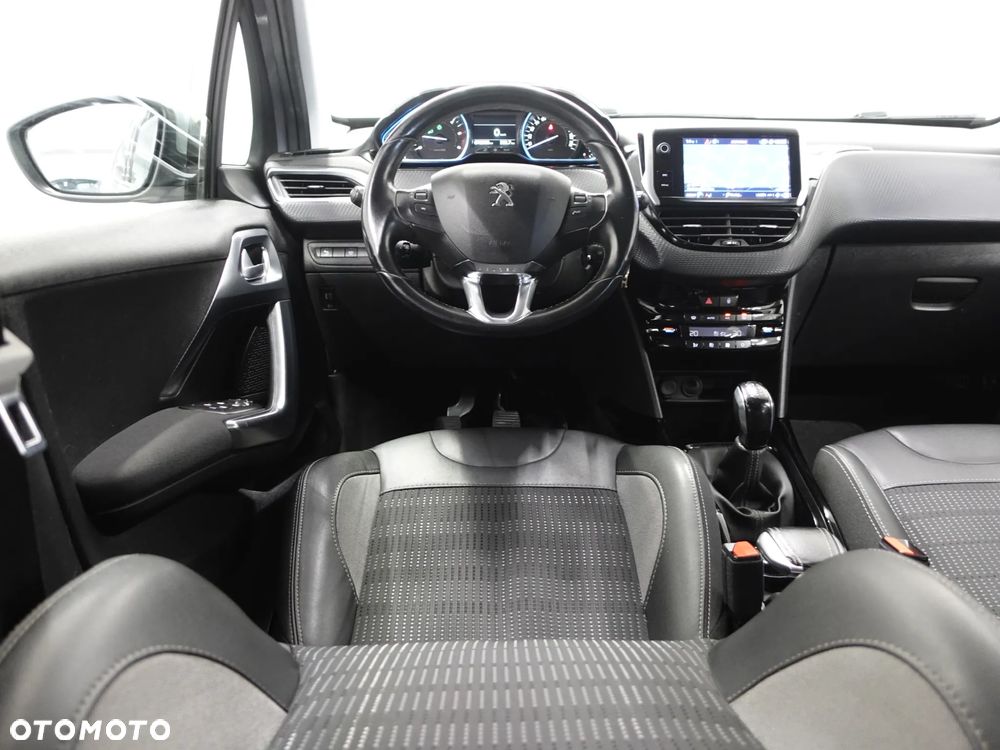 Peugeot 2008 1.5 BlueHDi Crossway - 27