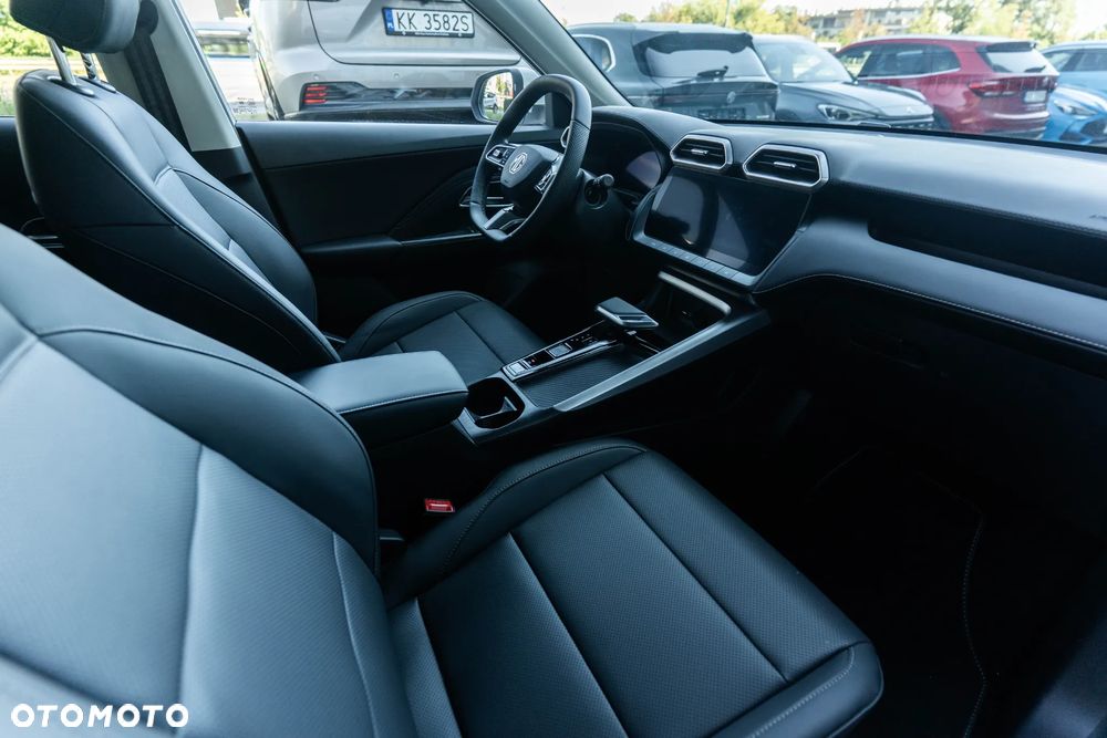 MG ZS 1.5 HEV+ Exclusive - 30