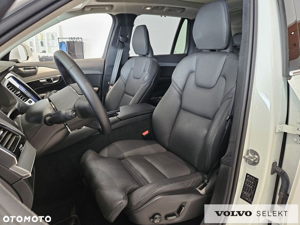 Volvo XC 90 - 13