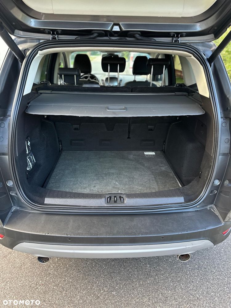 Ford Kuga 2.0 TDCi 4x4 Titanium - 29