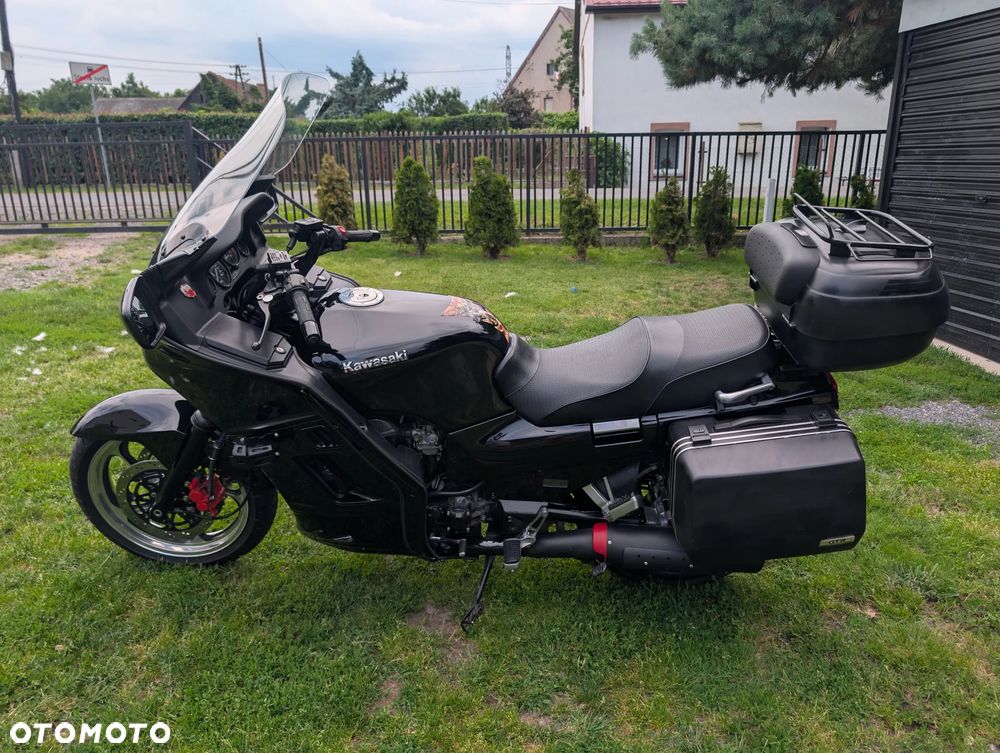 Kawasaki GTR - 5