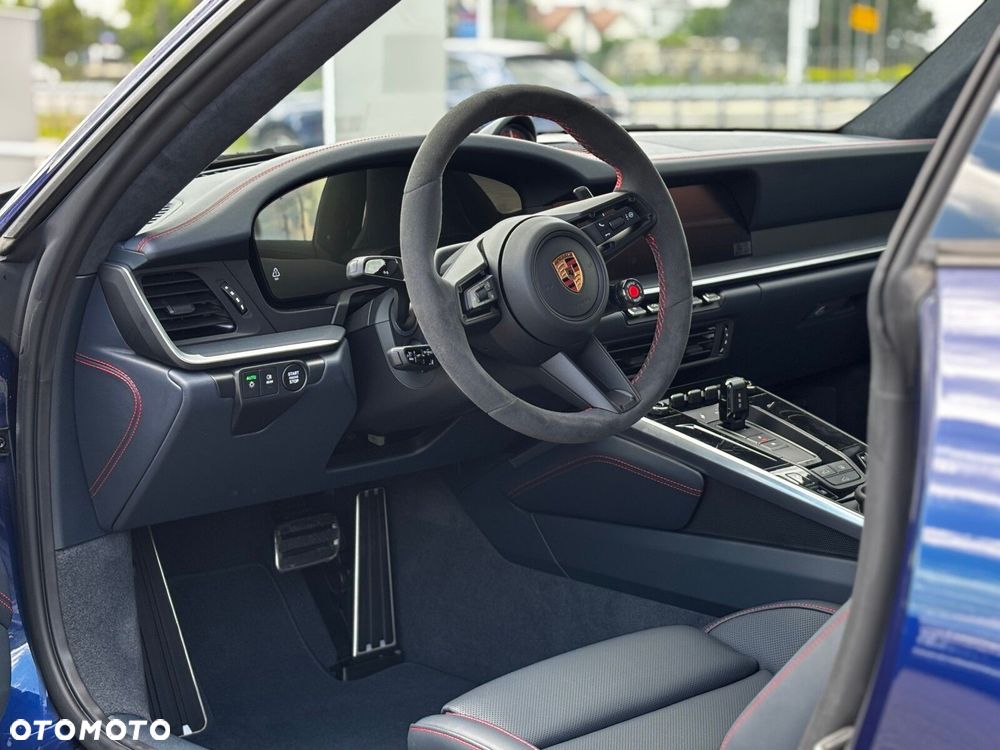 Porsche 911 - 25