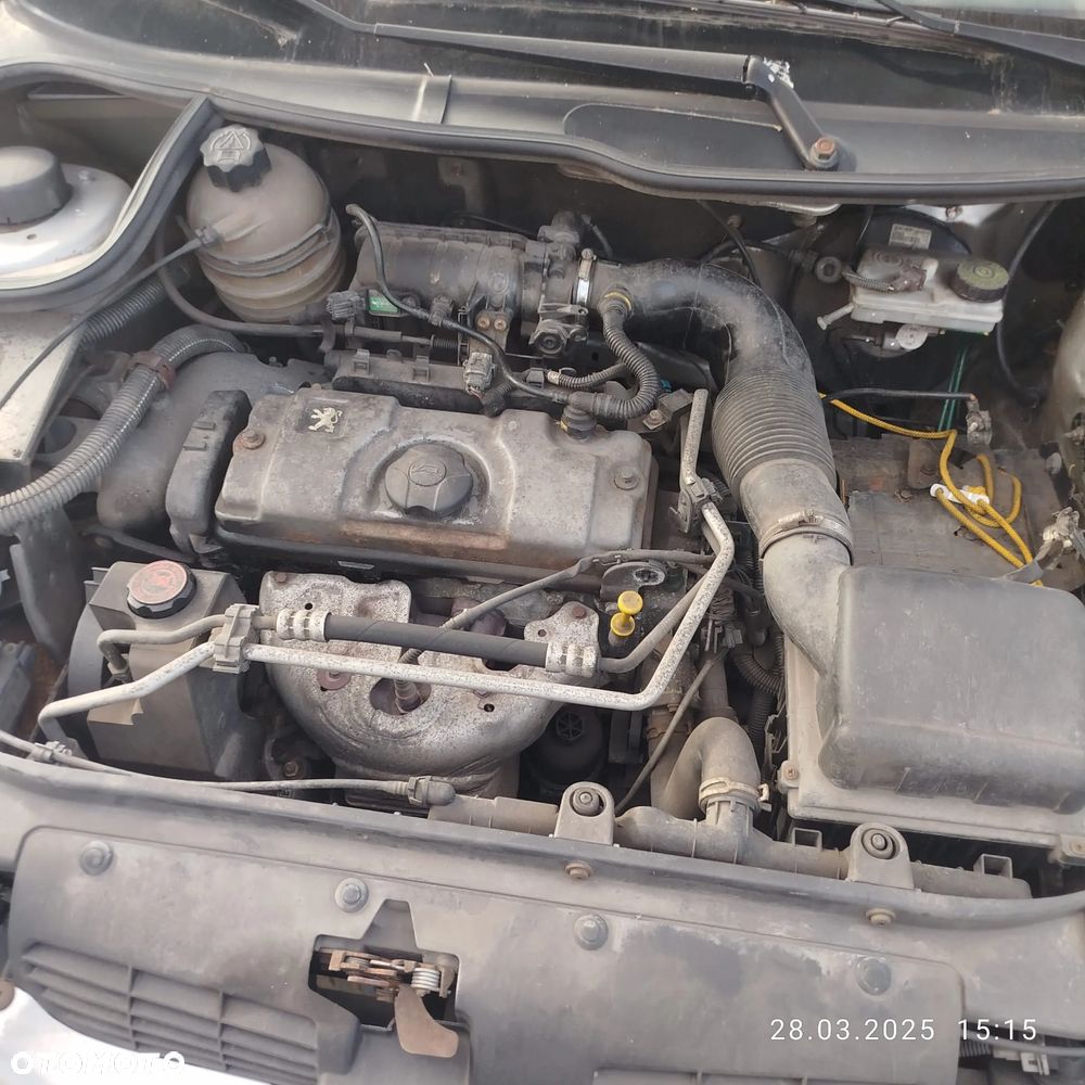 Peugeot 206  na części . - 9