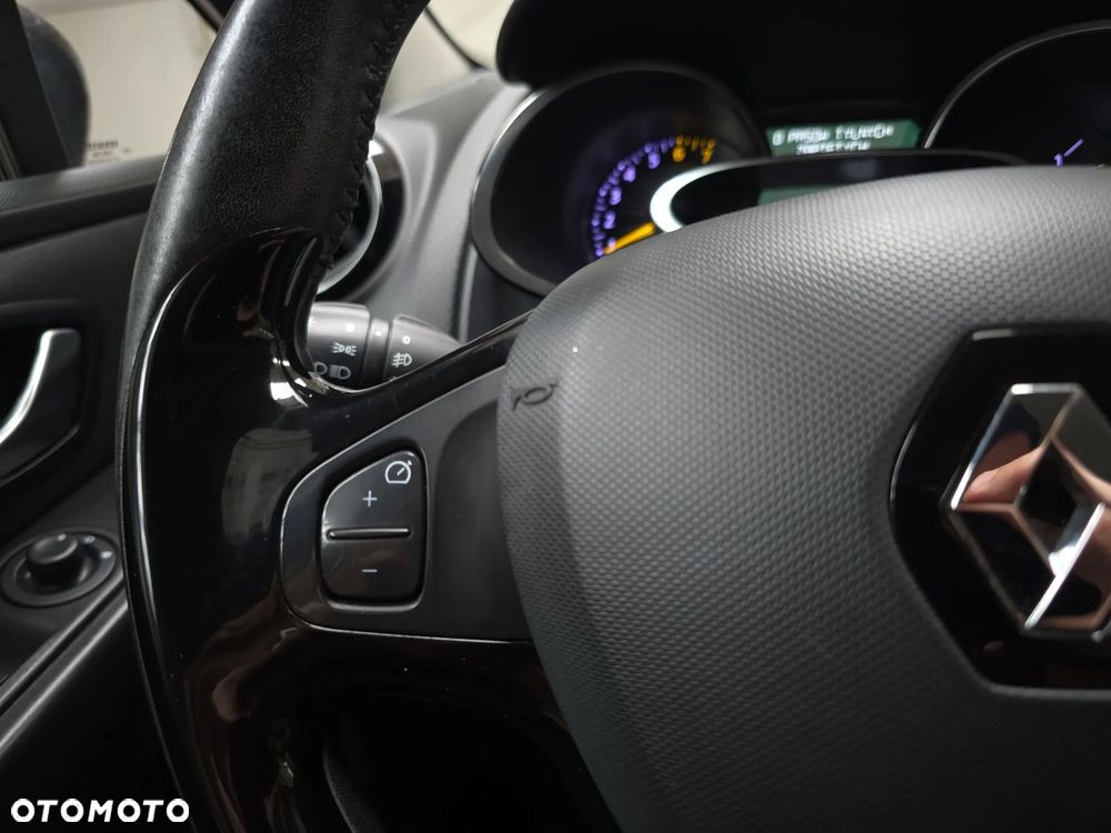 Renault Clio 1.2 16V Alize - 21