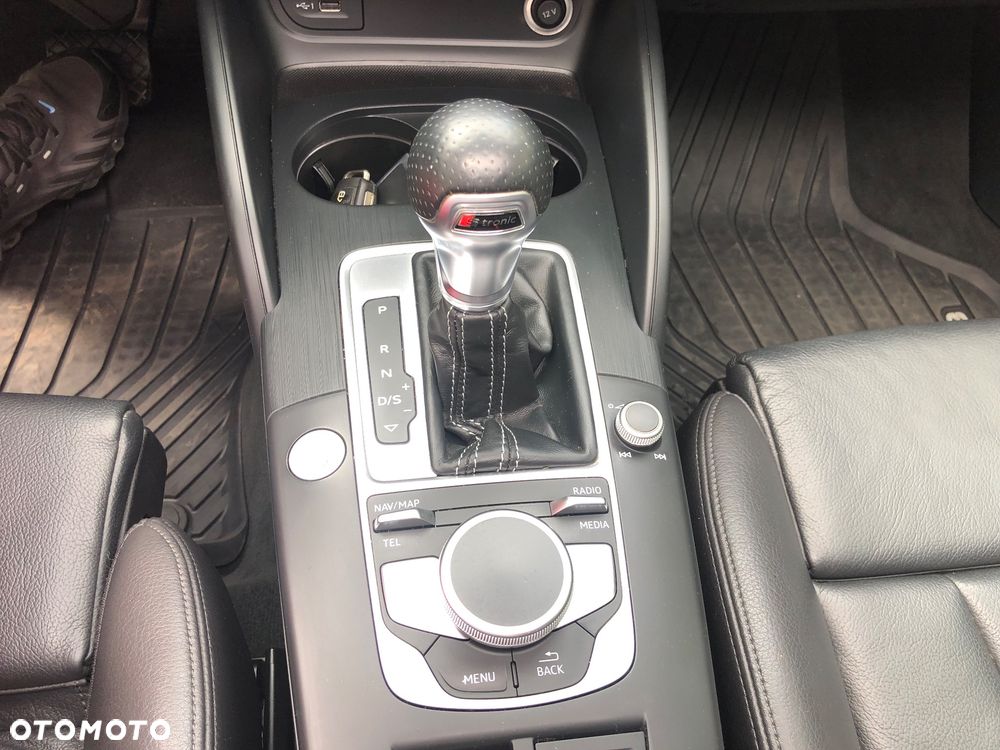 Audi A3 Sportback 2.0 TFSI quattro S tronic S line Sportpaket - 25