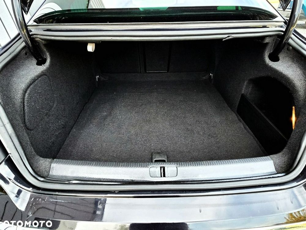 Volkswagen Passat CC 1.8 TSI - 17