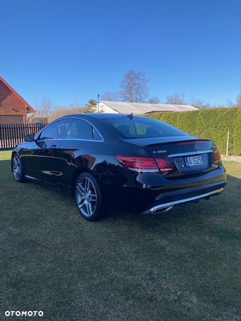 Mercedes-Benz Klasa E 400 4Matic 9G-TRONIC 25th Anniversary Edition - 3