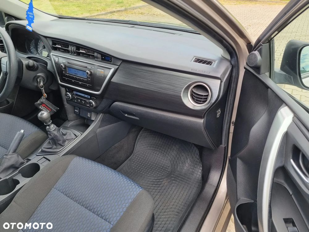 Toyota Auris 1.33 VVT-i Active - 22