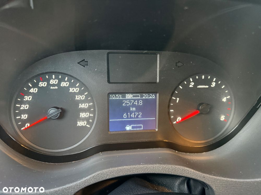 Mercedes-Benz Sprinter - 12