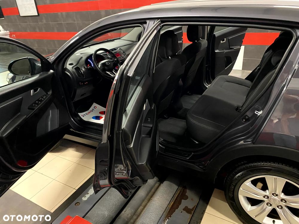 Kia Sportage 2.0 M 2WD - 18
