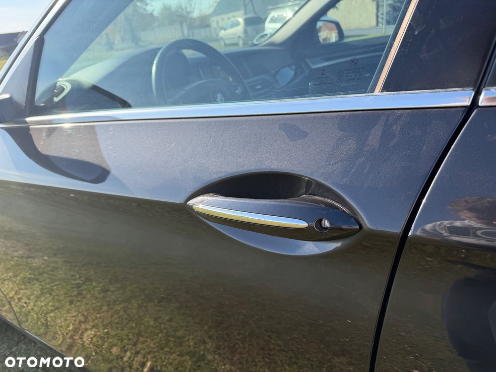 BMW Seria 5 520i Modern Line - 12