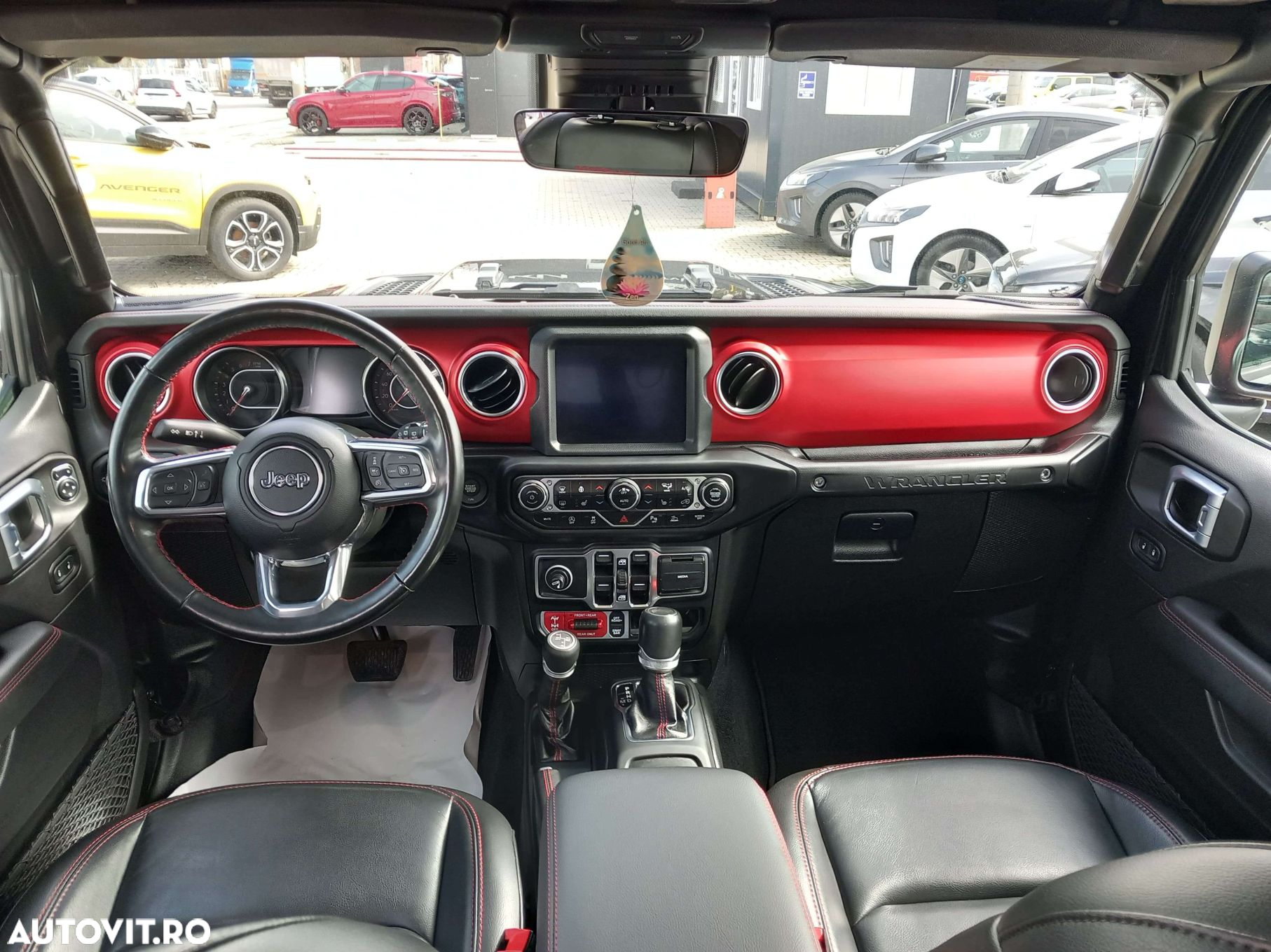 Jeep Wrangler - 10