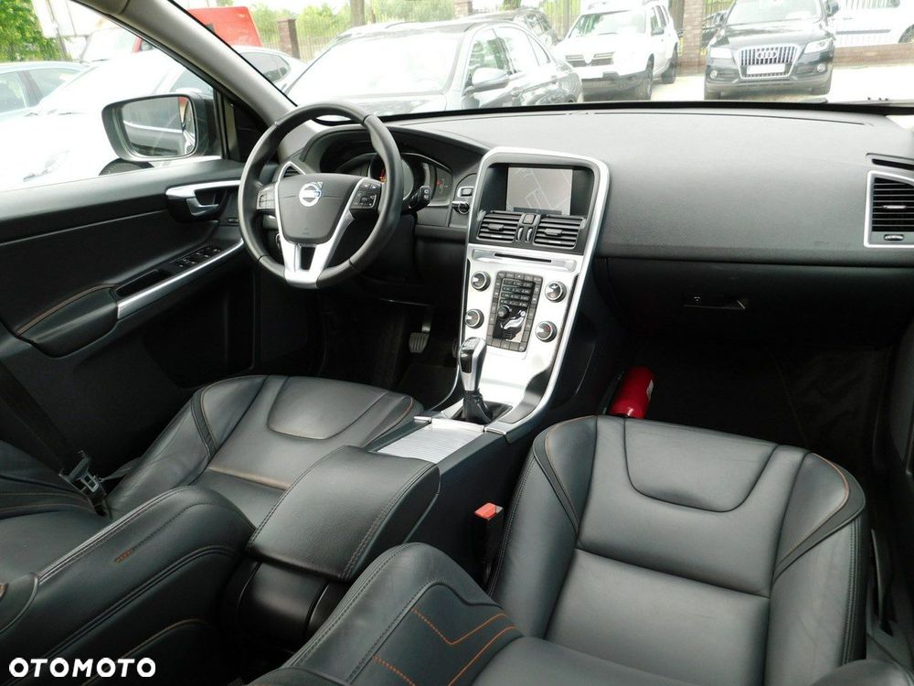 Volvo XC 60 - 8
