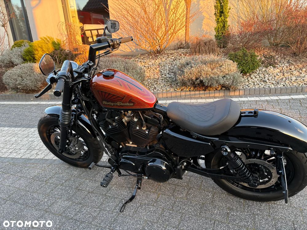 Harley-Davidson Sportster Forty-Eight - 14
