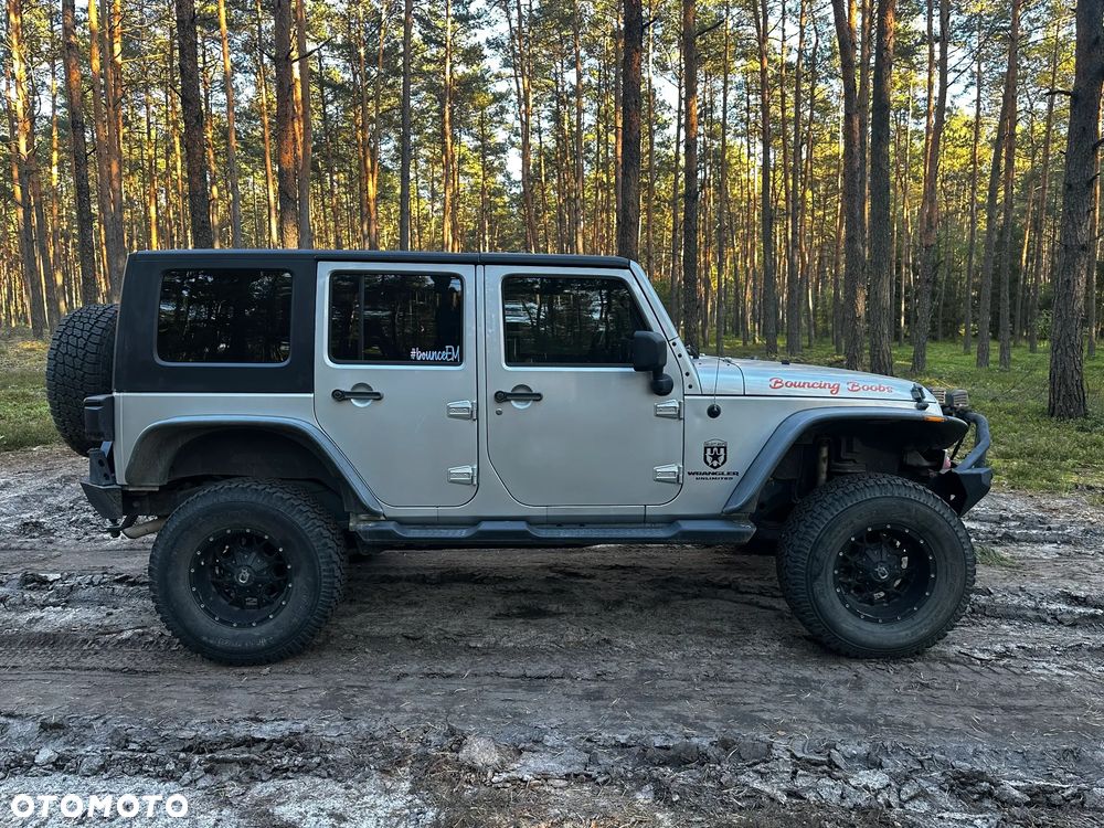 Jeep Wrangler Unlimited 3.8 Sahara - 4