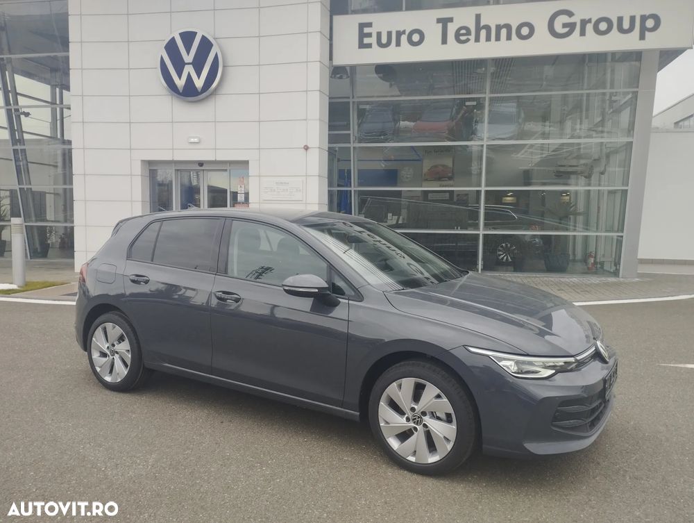 Volkswagen Golf - 10