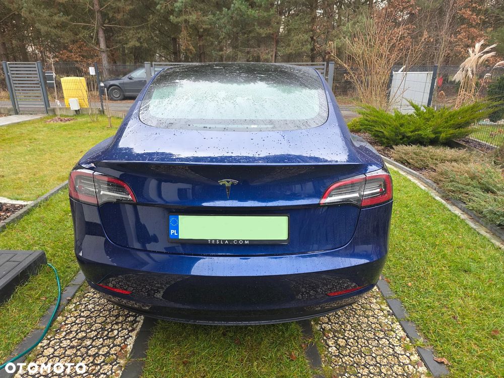 Tesla Model 3 - 9