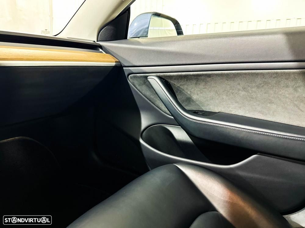 Tesla Model 3 Long-Range Dual Motor AWD - 50