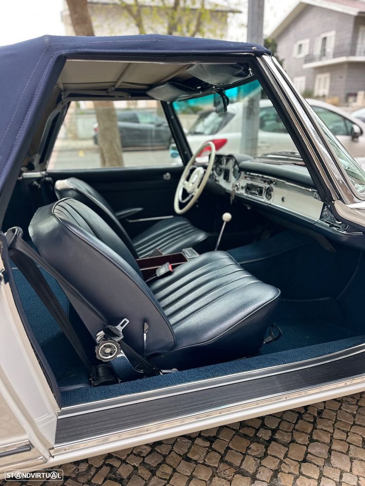 Mercedes-Benz SL 230 - 8